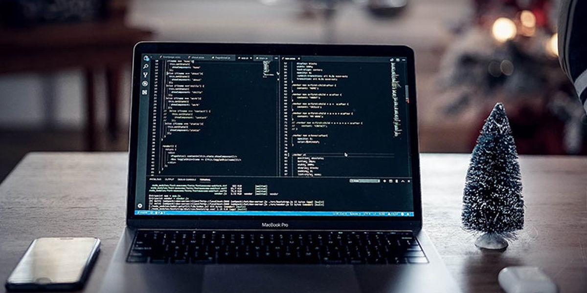 معرفی کامل برنامه نویسی فرانت اند + مهارت ها و موقعیت های شغلی